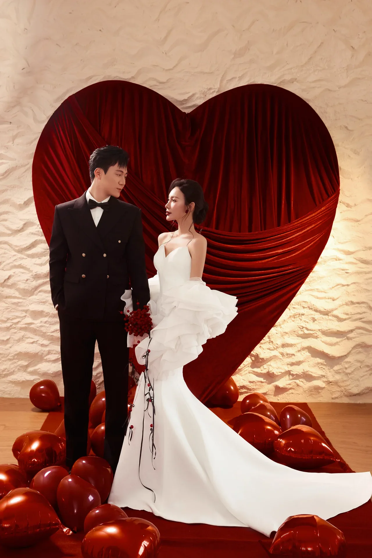 thiep-cuoi-dien-tu-online_1763112464_d1393579_1765425599_49676c10